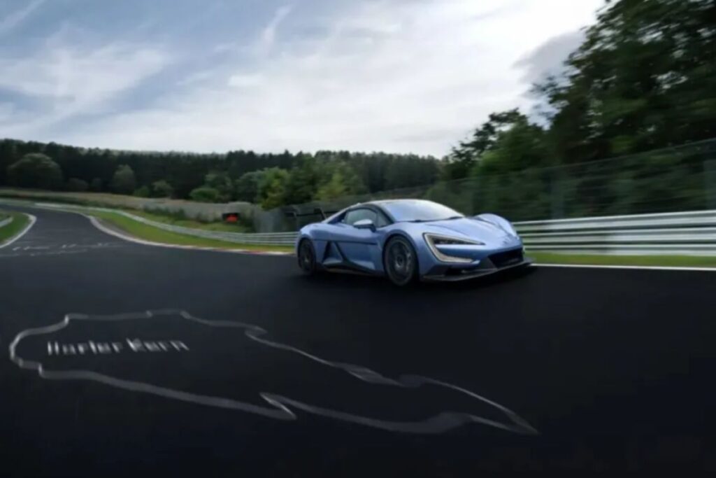 SUV Xiaomi YU7 com 200 mil pré-encomendas em 3 minutos 7 yangwang U9 Nurburgring