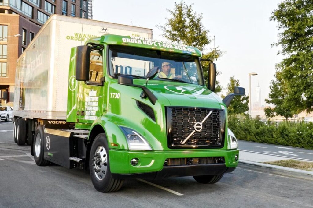 Volvo já entregou mais de 5.000 camiões elétricos em 50 países 4 camiões elétricos Volvo