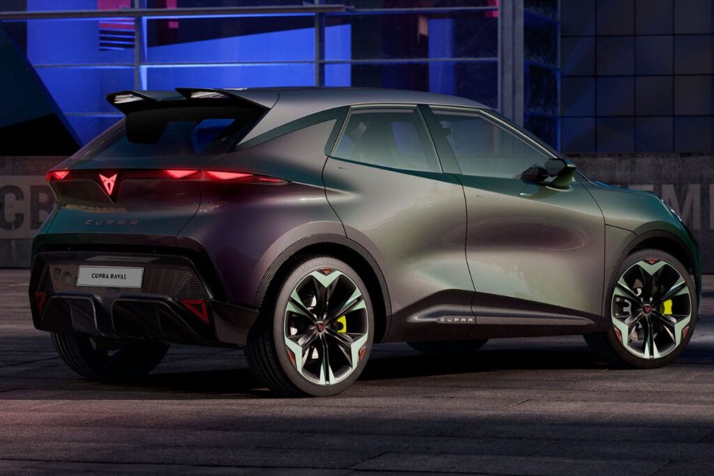 Cupra Raval: versão elétrica de produção revelada em setembro 6 Cupra Raval