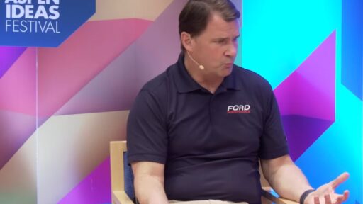 “É a coisa mais humilhante que já vi”: CEO da Ford sobre superioridade da China nos EV 18 CEO da Ford Jim Farley