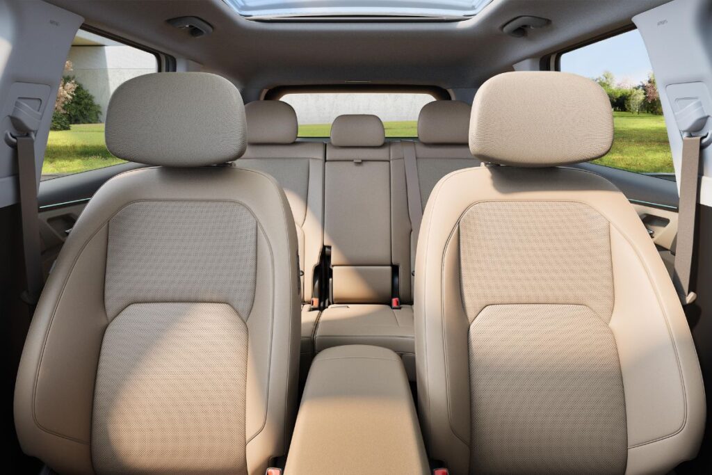 Kia EV5 chega à Europa com ambições de liderança no segmento 5 Kia EV5 interior bancos