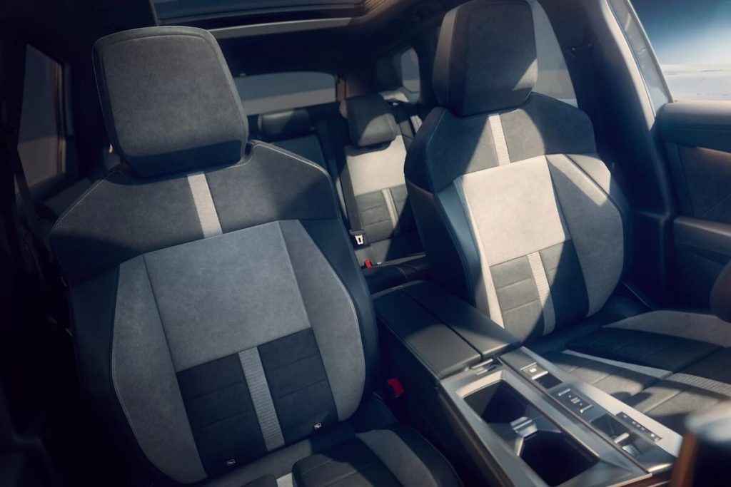 Opel Grandland Electric AWD com encomendas abertas em Portugal 4 Opel Grandland Electric AWD