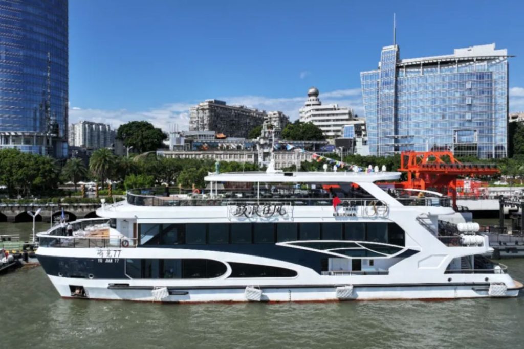 Primeiro barco turístico totalmente elétrico entra em operação na China 3 barco turístico elétrico