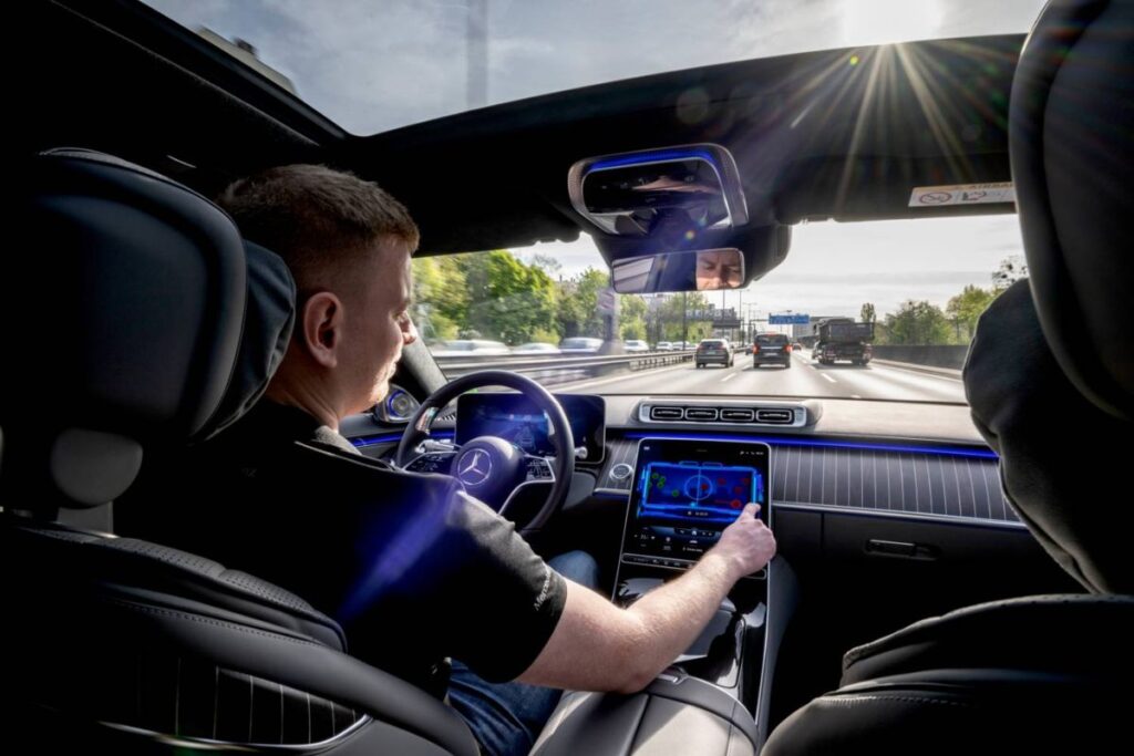 Novo Nissan Micra 100% elétrico com tour por Portugal em julho 5 Mercedes Nível 3