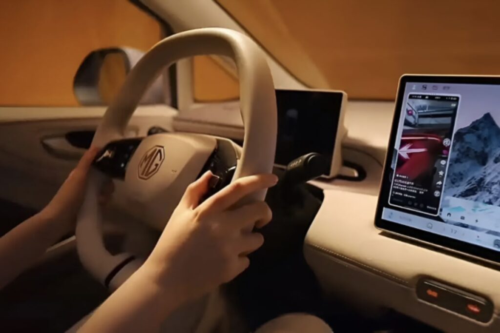 Novo MG4 EV fotografado pela primeira vez na China 3 novo MG4 EV