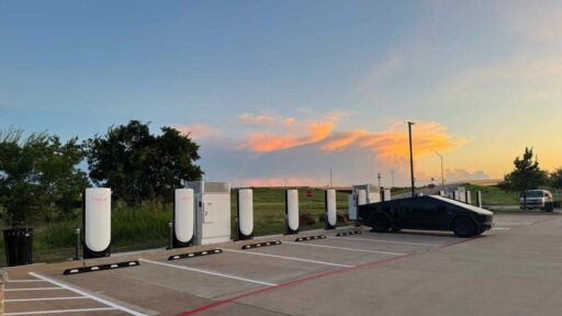 Tesla ultrapassa os 70.000 superchargers a nível mundial 30 superchargers