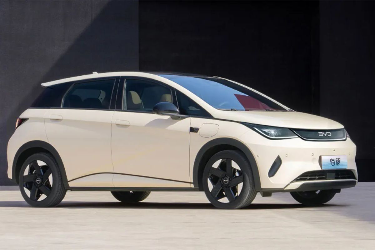 Primeiros 900 BYD Dolphin da Tailândia para a Europa 2 BYD Dolphin Tailândia