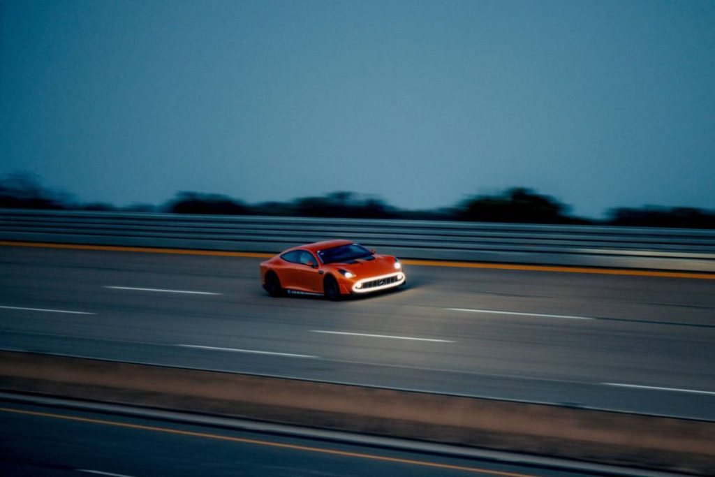 Concept GT XX da Mercedes-AMG dá "volta ao mundo" em 8 dias 4 Concept AMG GT XX