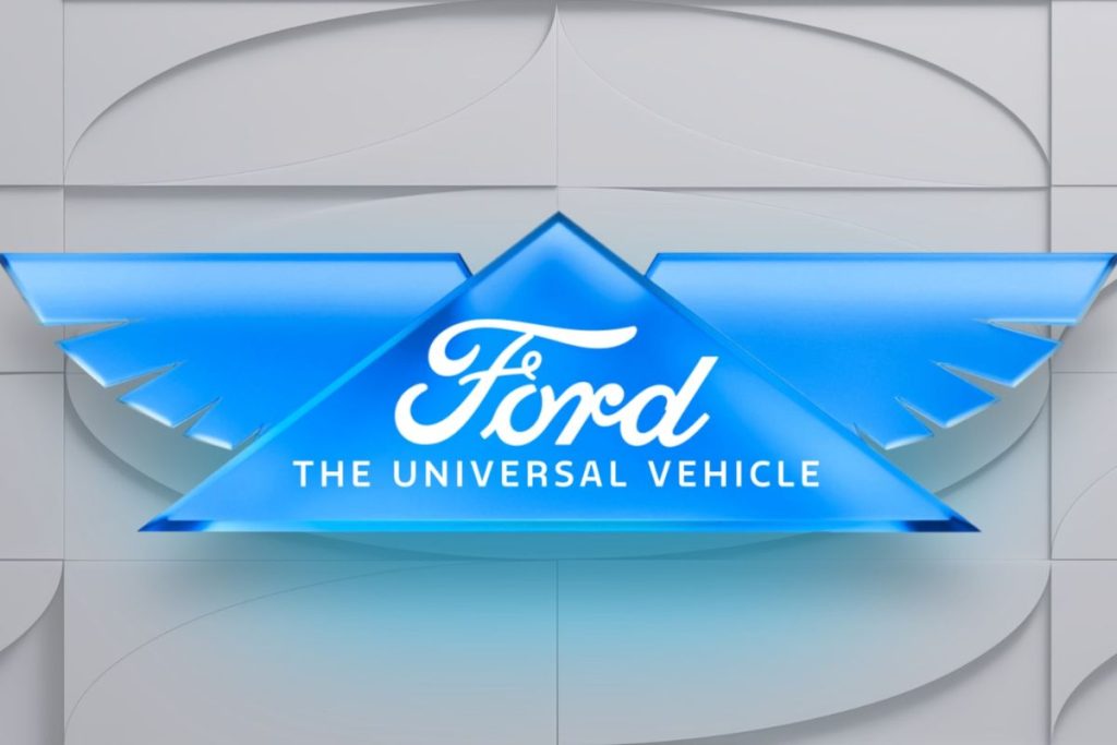 Ford reinventa fabrico automóvel com "árvore de montagem" 5 Universal Vehicle