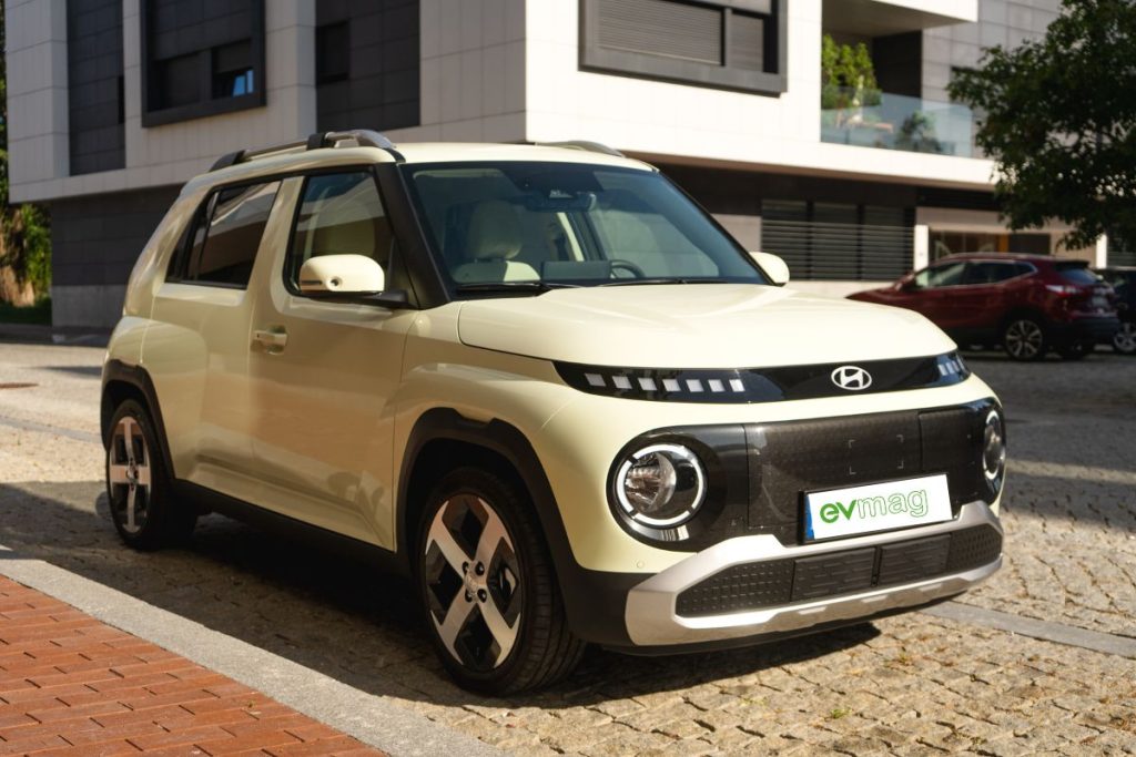 Os 7 carros elétricos mais baratos em Portugal até 25.000€ 6 Hyundai INSTER