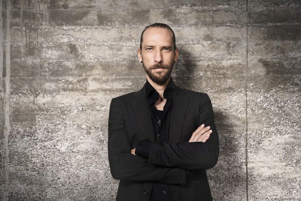 Ford reinventa fabrico automóvel com "árvore de montagem" 6 Kai Langer