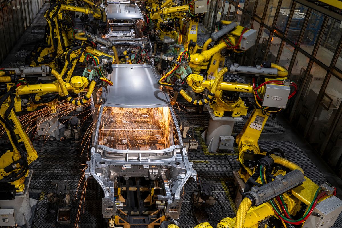 Europa já comprometeu 200 mil milhões na fileira do carro elétrico 2 Kia EV4 Europa