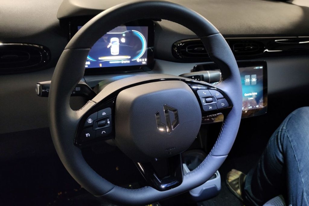 Leapmotor T03: o EV sem concorrência 6 Leapmotor T03 volante