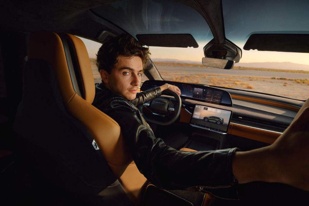 Timothée Chalamet é embaixador global da Lucid Motors 4 Timothée Chalamet