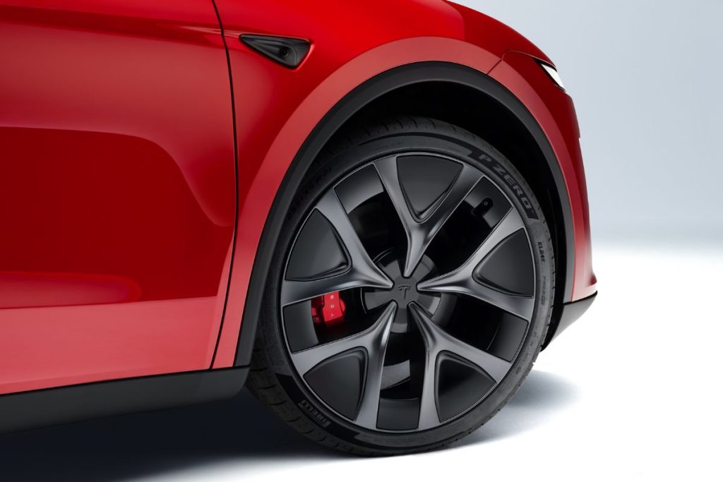 Chegou o Model Y Performance. Conheça as caraterísticas e o preço 6 Model Y Performance jante