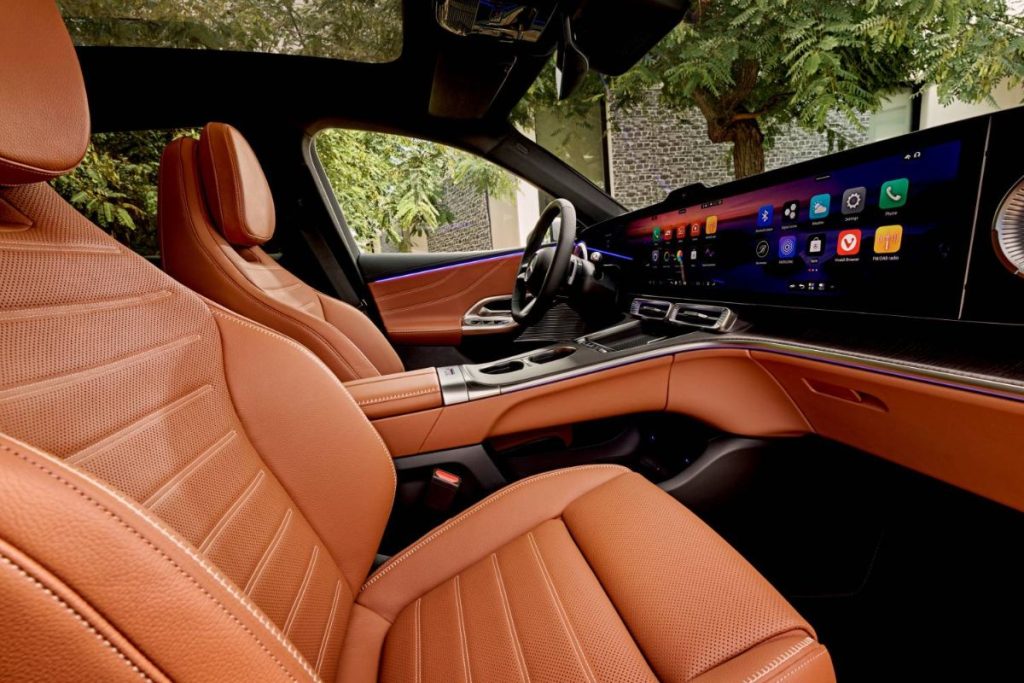 Novo Mercedes GLC tem autonomia de 700 km 5 Mercedes GLC