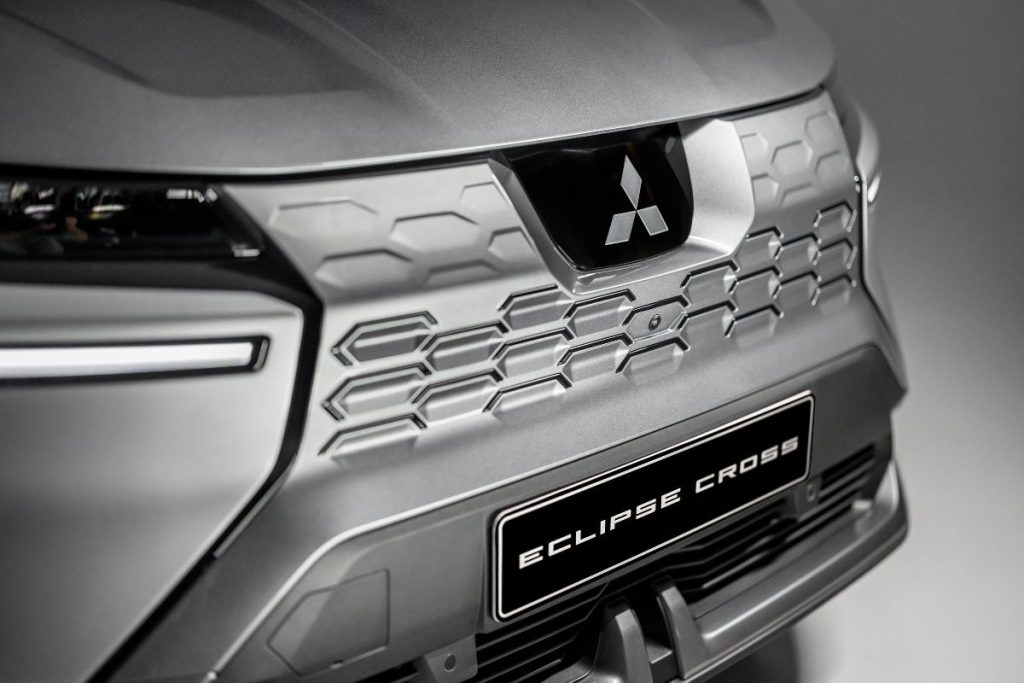 Eclipse Cross é o primeiro veículo elétrico moderno da Mitsubishi 7 Eclipse Cross