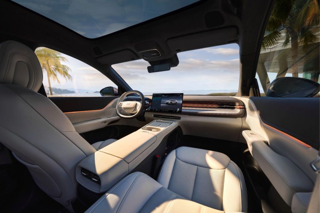 Katrin Adt assume liderança da Dacia com missão de eletrificar a marca 4 Atualização OTA Xpeng