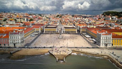 Petição quer apenas veículos elétricos na Baixa de Lisboa 14 Baixa de Lisboa