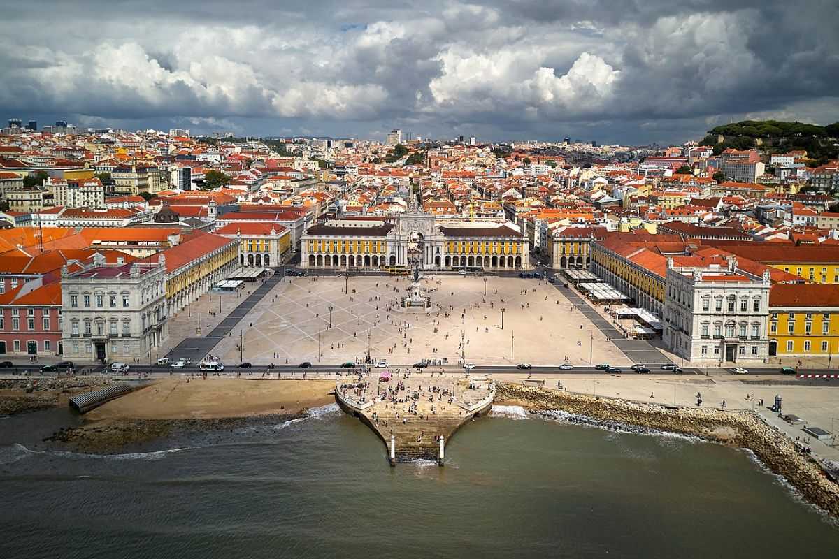Petição quer apenas veículos elétricos na Baixa de Lisboa 2 Baixa de Lisboa