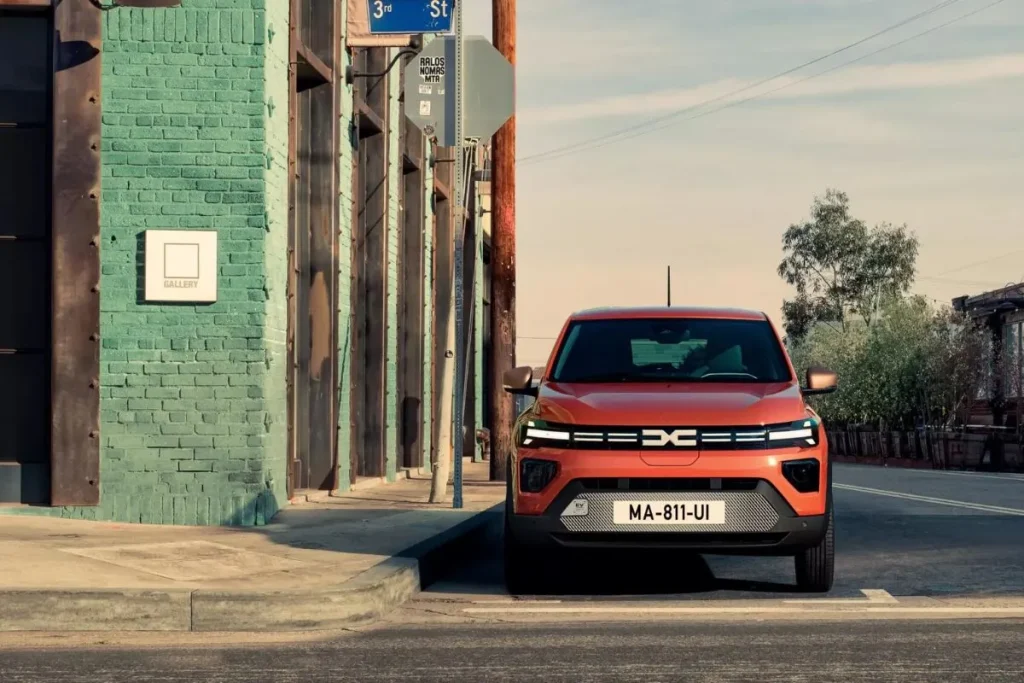 DS Nº4 E-Tense: SUV compacto chega a Portugal já este mês 7 Dacia Spring ganha novos e mais potentes motores elétricos