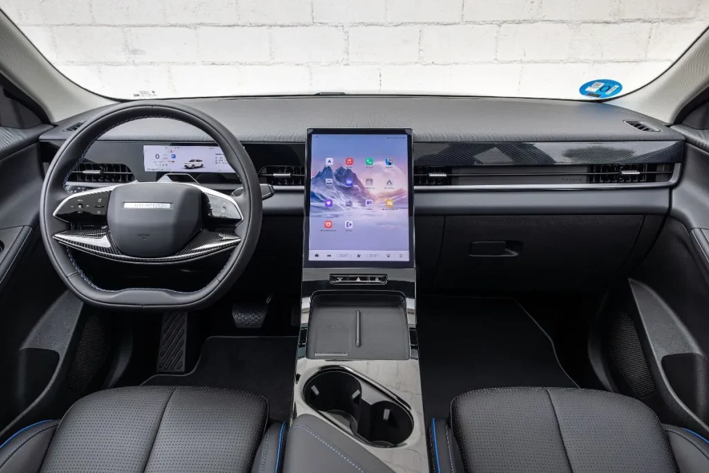 OMODA 5 e Jaecoo 5: dois novos elétricos para conquistar famílias jovens 8 Jaecoo 5: um interior com o ecrã ao centro