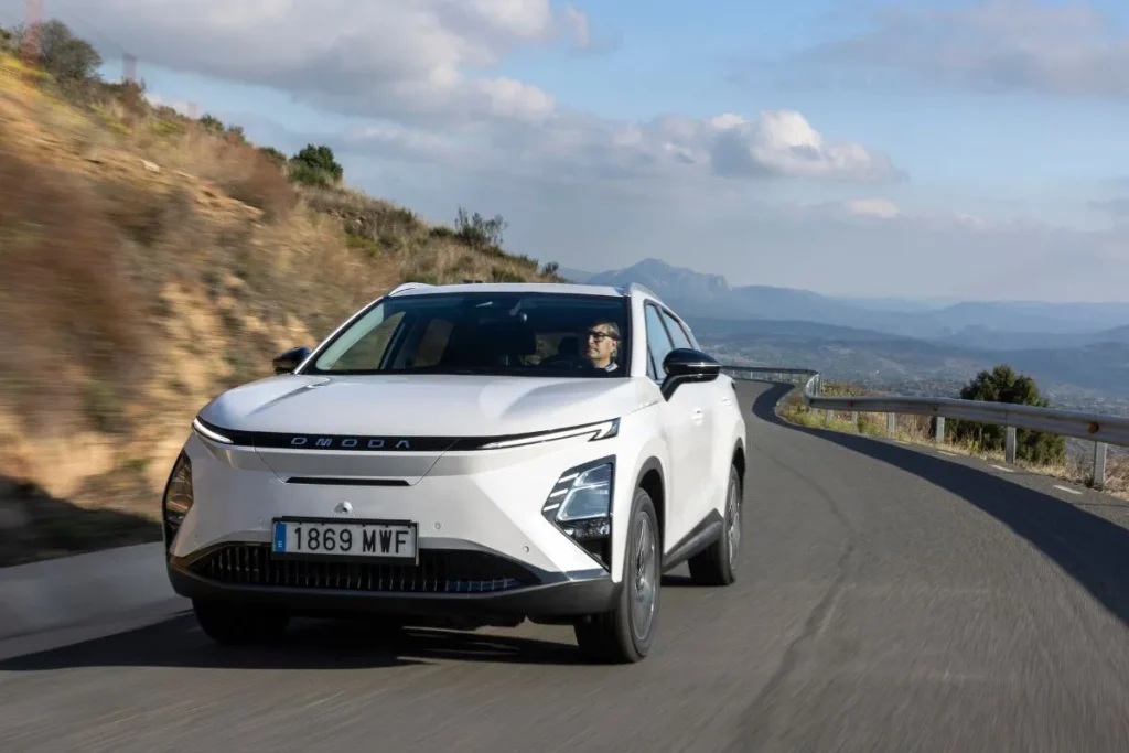 OMODA 5 e Jaecoo 5: dois novos elétricos para conquistar famílias jovens 3 O Moda 5 é um carro urbano