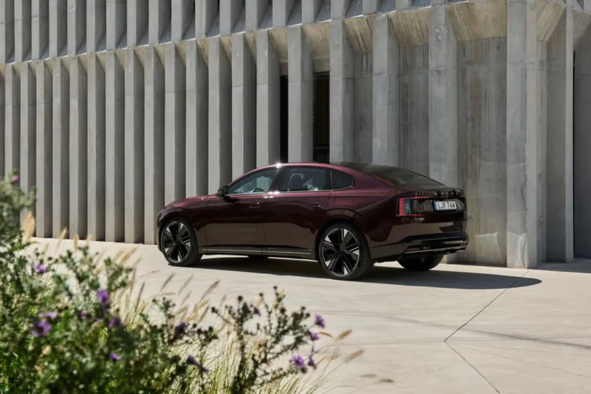 Novo Volvo ES90: chega a Portugal a "sala de estar sobre rodas" 2 Volvo ES90