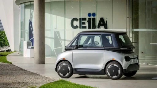 BEN: o e-car português ganha homologação europeia 6 O e-car BEN estacionado em frente ao CEiiA