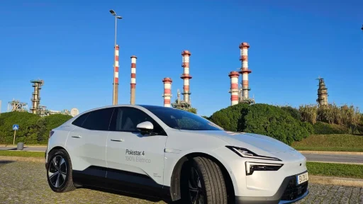 Polestar 4: a marca sueca ouviu os clientes 7 O Polestar 4 e as chaminés da antiga refinaria da Galp em Leça da Palmeira