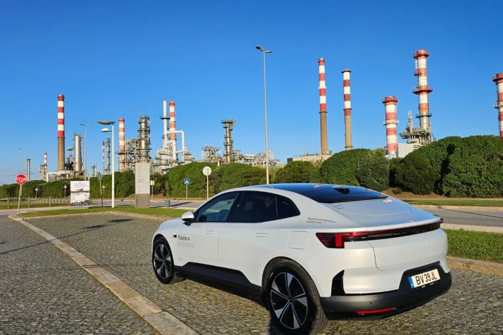 Polestar 4: a marca sueca ouviu os clientes 6 O Polestar 4 foi o primeiro automóvel sem vidro traseiro