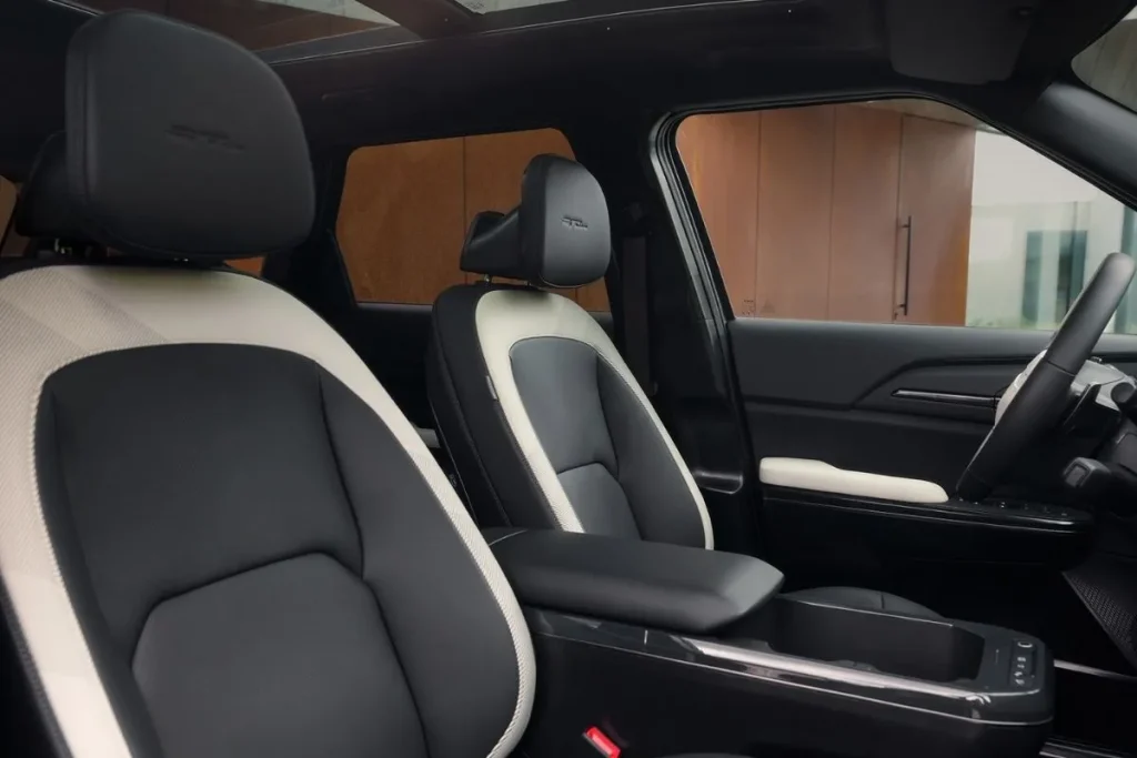 Kia EV5 chega a Portugal a partir de 49.990 euros 6 Os bancos do Kia EV5 têm materiais ecológicos