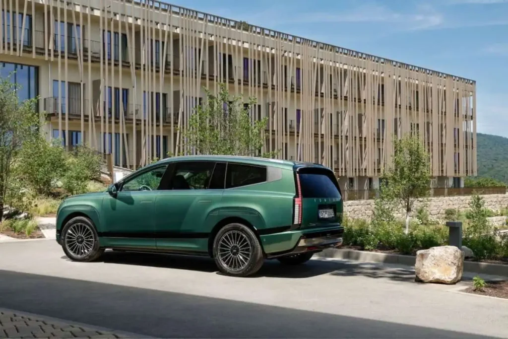 Novo Hyundai IONIQ 9 já em pré-venda em Portugal 3 IONIC 9 visto de lado