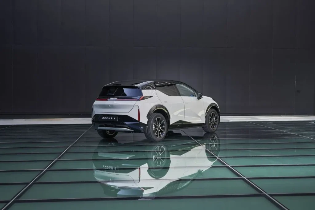 Zeekr chega a Portugal pela mão da Salvador Caetano 4 Zeekr Salvador Caetano
