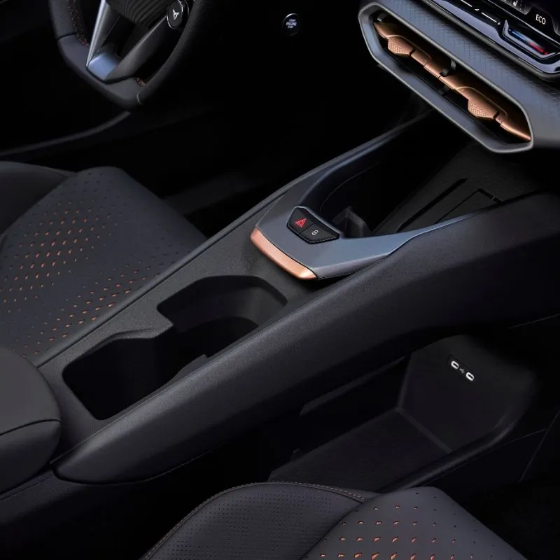 CUPRA Raval apresentado: a partir de 26.990 euros com 3 versões 11 Cupra Raval