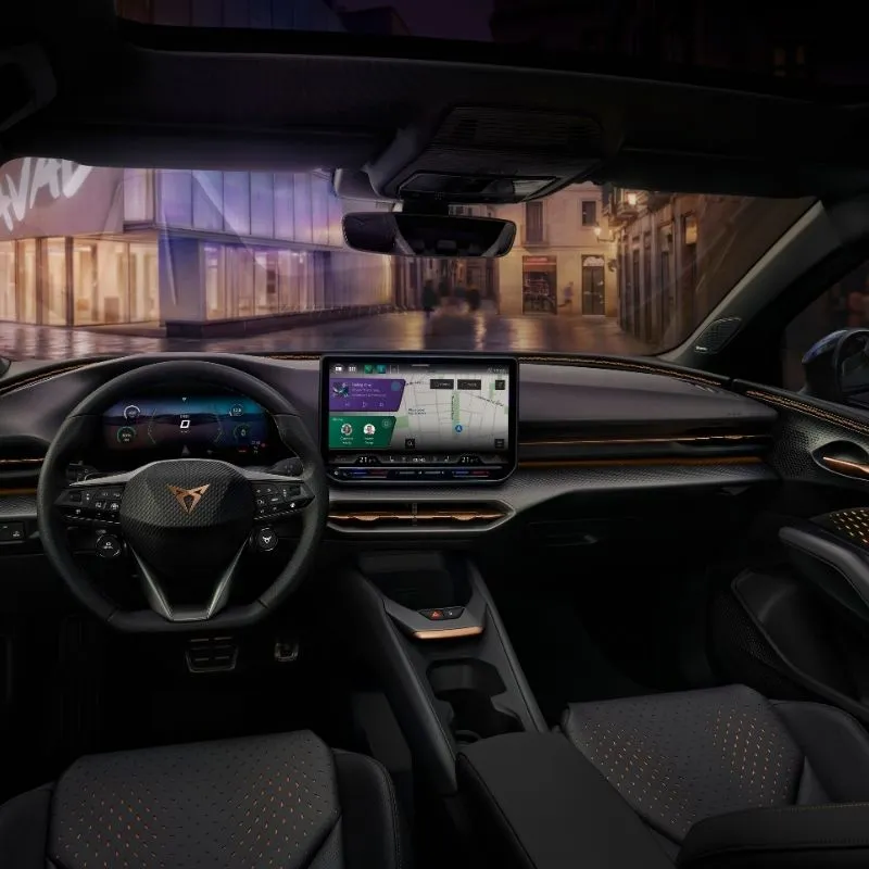 CUPRA Raval apresentado: a partir de 26.990 euros com 3 versões 7 O interior do Cupra Raval