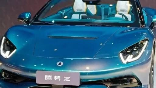 Supercarro Denza Z estreia em Goodwood e aponta à Europa 7 Denza Z