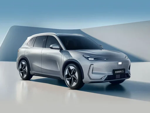 Geely E5: SUV compacto chinês chega em maio a Portugal 5 O Geely E5 é um SUV compacto