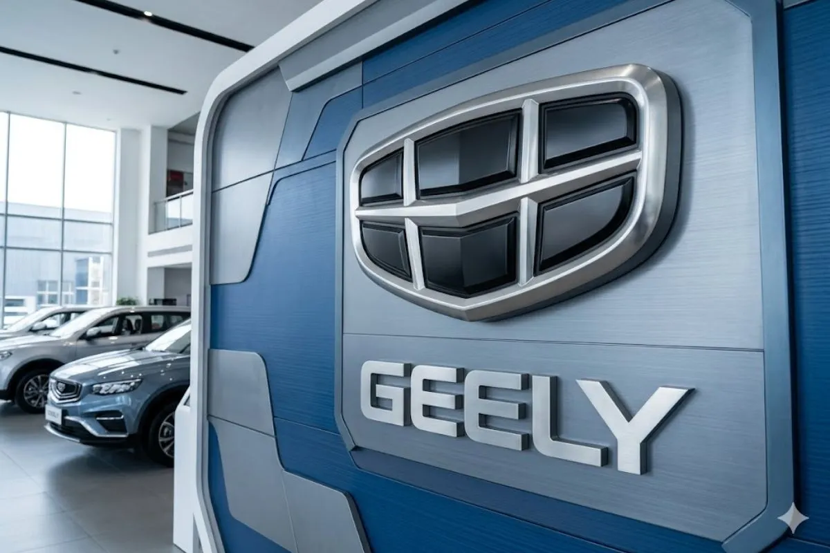 Geely chega a Portugal em 2026 com a Salvador Caetano 2 Logotipo da Geely num stand | imagem gerada por IA