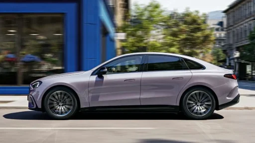 Aí está o Mercedes-Benz Classe C elétrico 6 Classe C