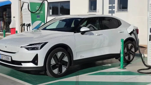 Polestar Charge chega a Portugal com 19.000 pontos de carregamento 6 Polestar charge