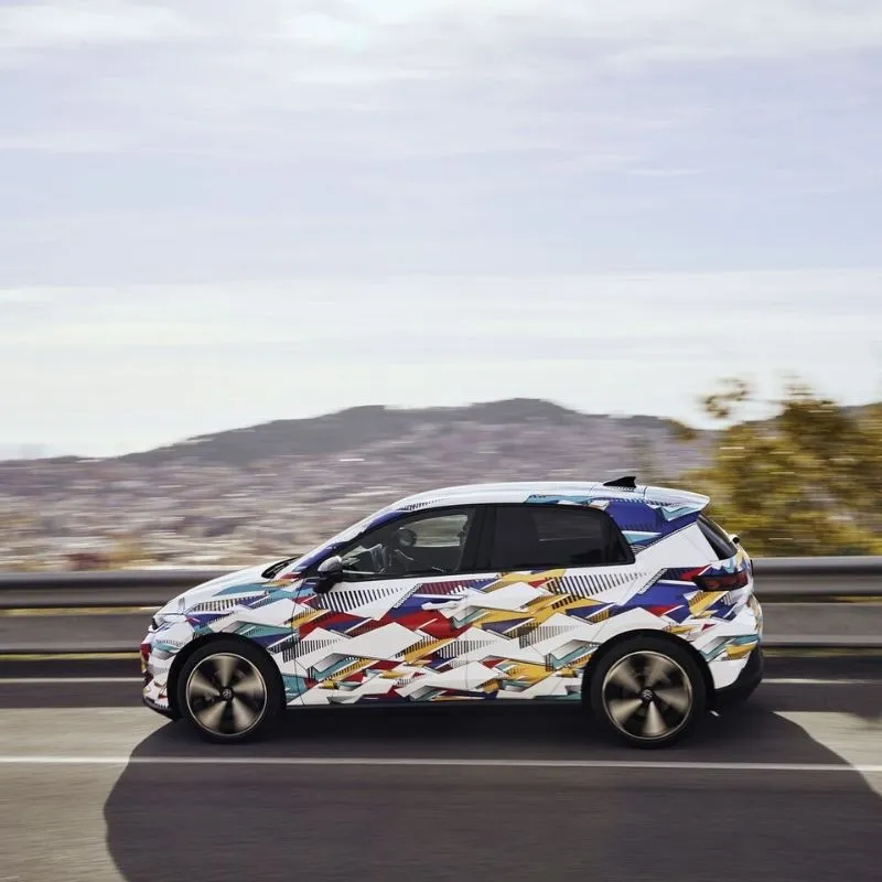 VW concentra gama elétrica urbana na Península Ibérica 3 Um ID.Polo com pintura especial. O ID.Polo é um dos 5 modelos produzidos na Penínusla Ibérica