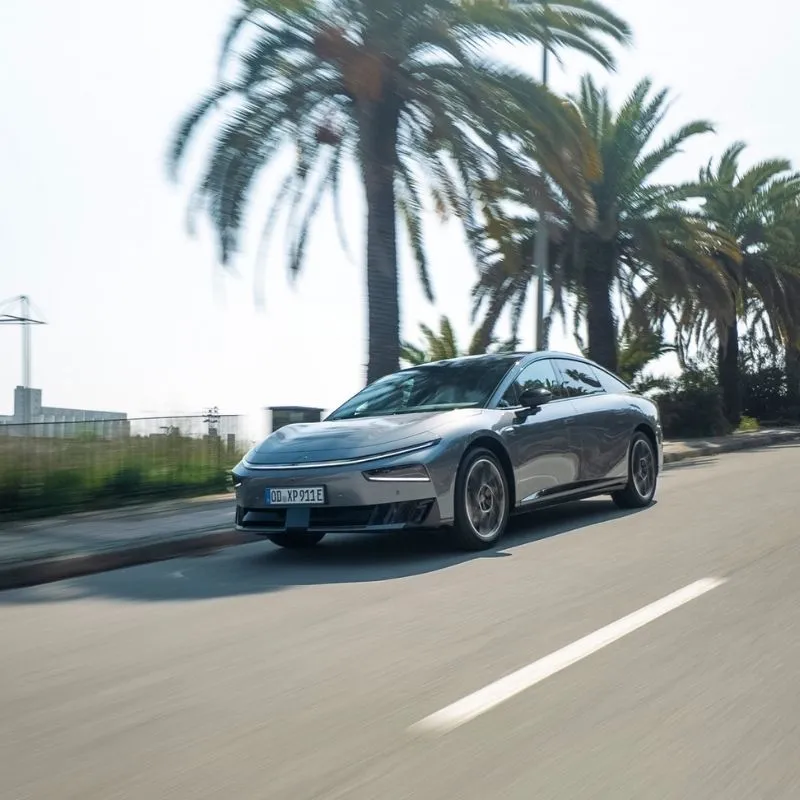 Xpeng P7+ em Portugal com chip de IA e carregamento em 12 minutos 6 Xpeng P7+