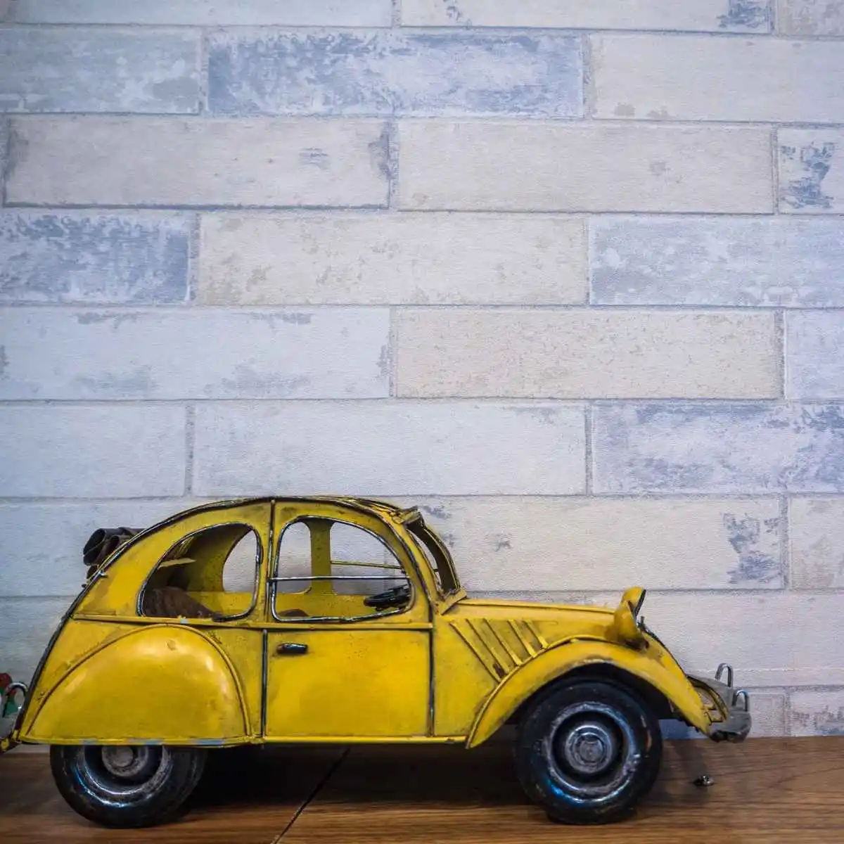 Citroën prepara 2CV elétrico por menos de 15.000 euros 2 O citroen 2C em brinquedo
