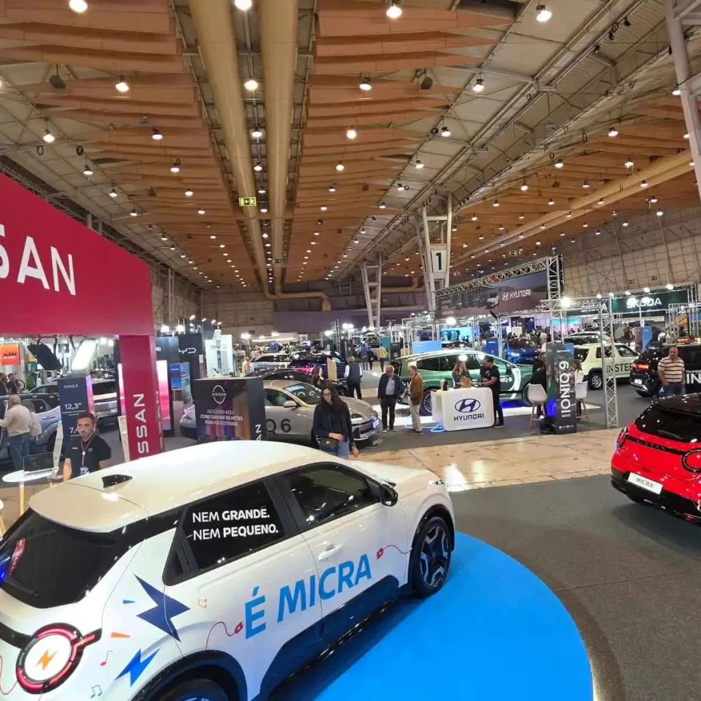 BMW aposta no Série 1 elétrico para captar compradores mais jovens 8 Ecar Show