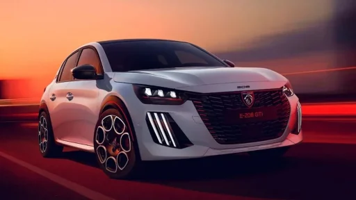 Peugeot E-208 GTi abre encomendas a partir de 44.900 euros 12 O PEUGEOT E-208 GTi numa vista 3/4