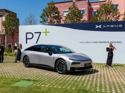 Xpeng P7+ chega a Portugal em três versões até 503 cv 4 Apresentação do Xpeng P7+ ao som de violinos