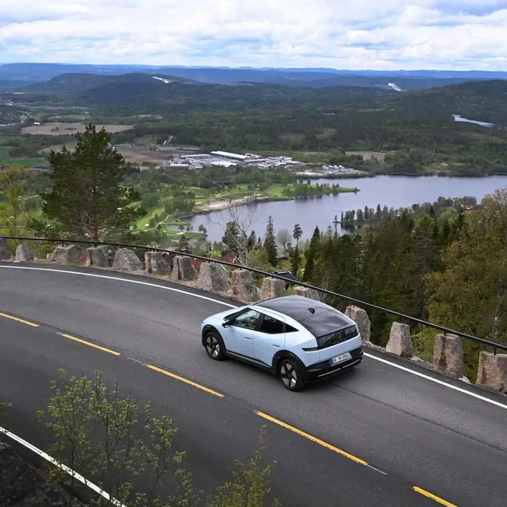 Hyundai IONIQ 3 mostra-se à Europa 5 IONIQ 3