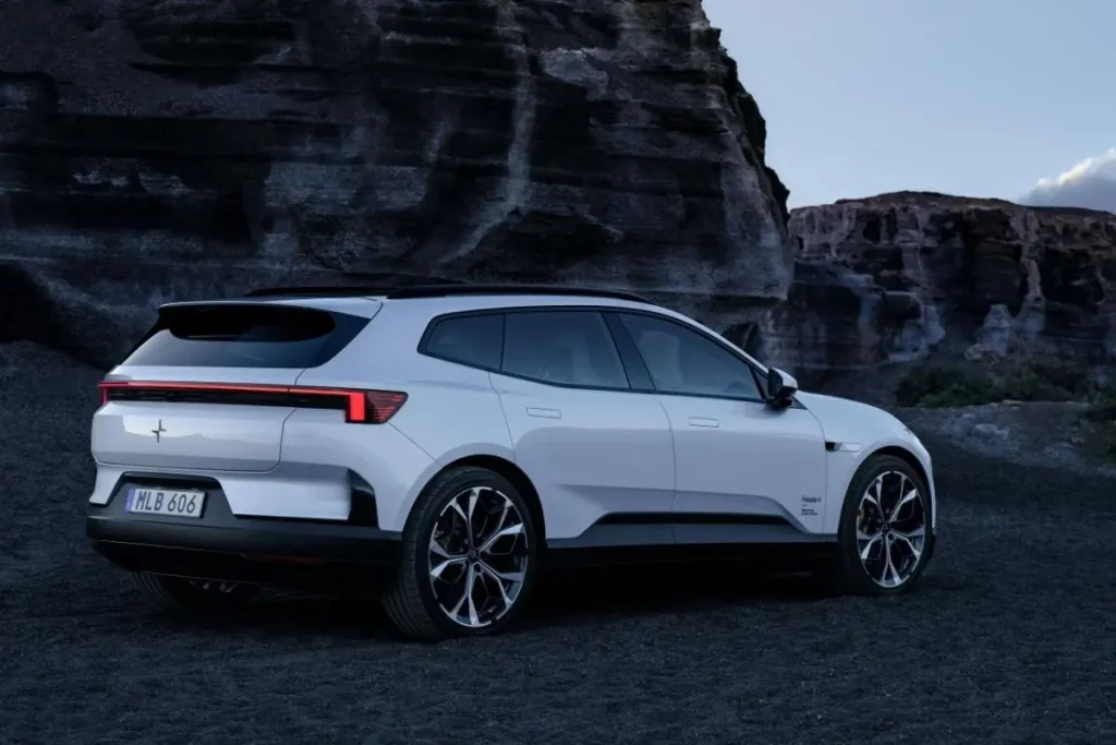 Polestar 4 SUV com vidro traseiro já à venda em Portugal 6 Polestar 4 SUV