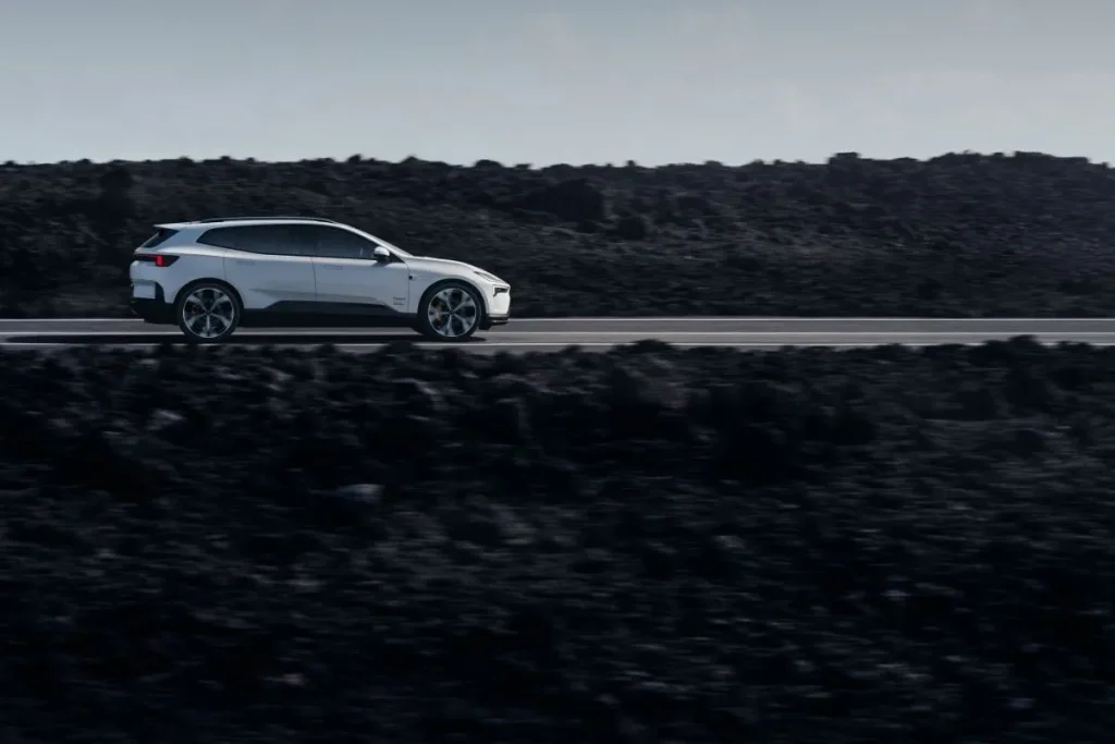 Polestar 4 SUV com vidro traseiro já à venda em Portugal 8 Polestar 4 SUV